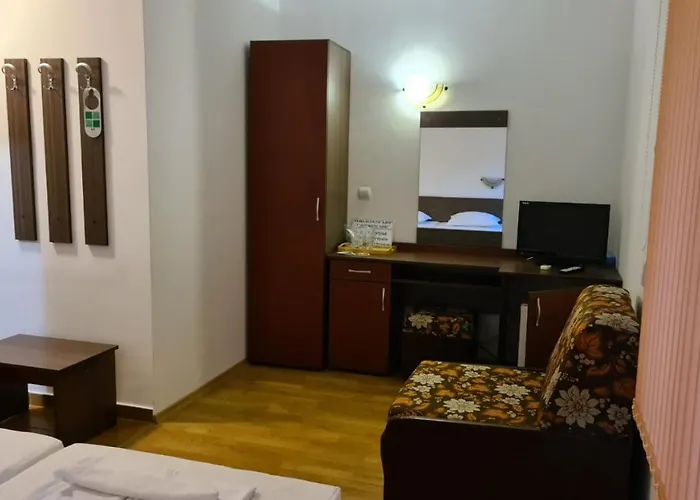 Adri بيت ضيافة نيسيبار